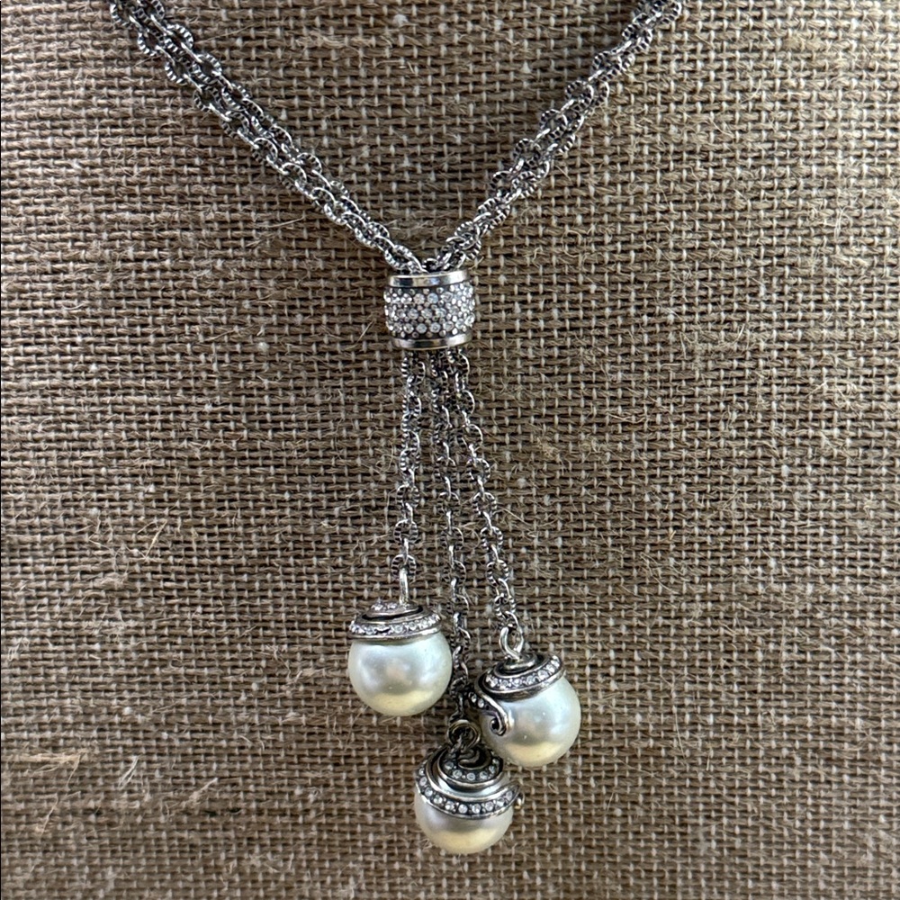 Brighton Silver-Tone Necklace with Pearl Drops and Crystal Accent vintage - Picture 2 of 5